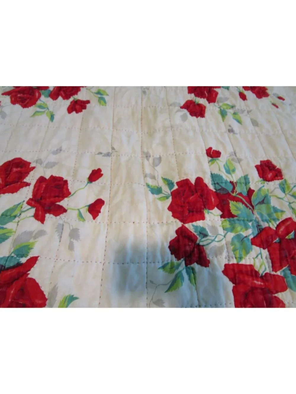 Vintage Wilendur Royal Rose Tablecloth Quilt Torn Damage 81x74 Cutter Quilt